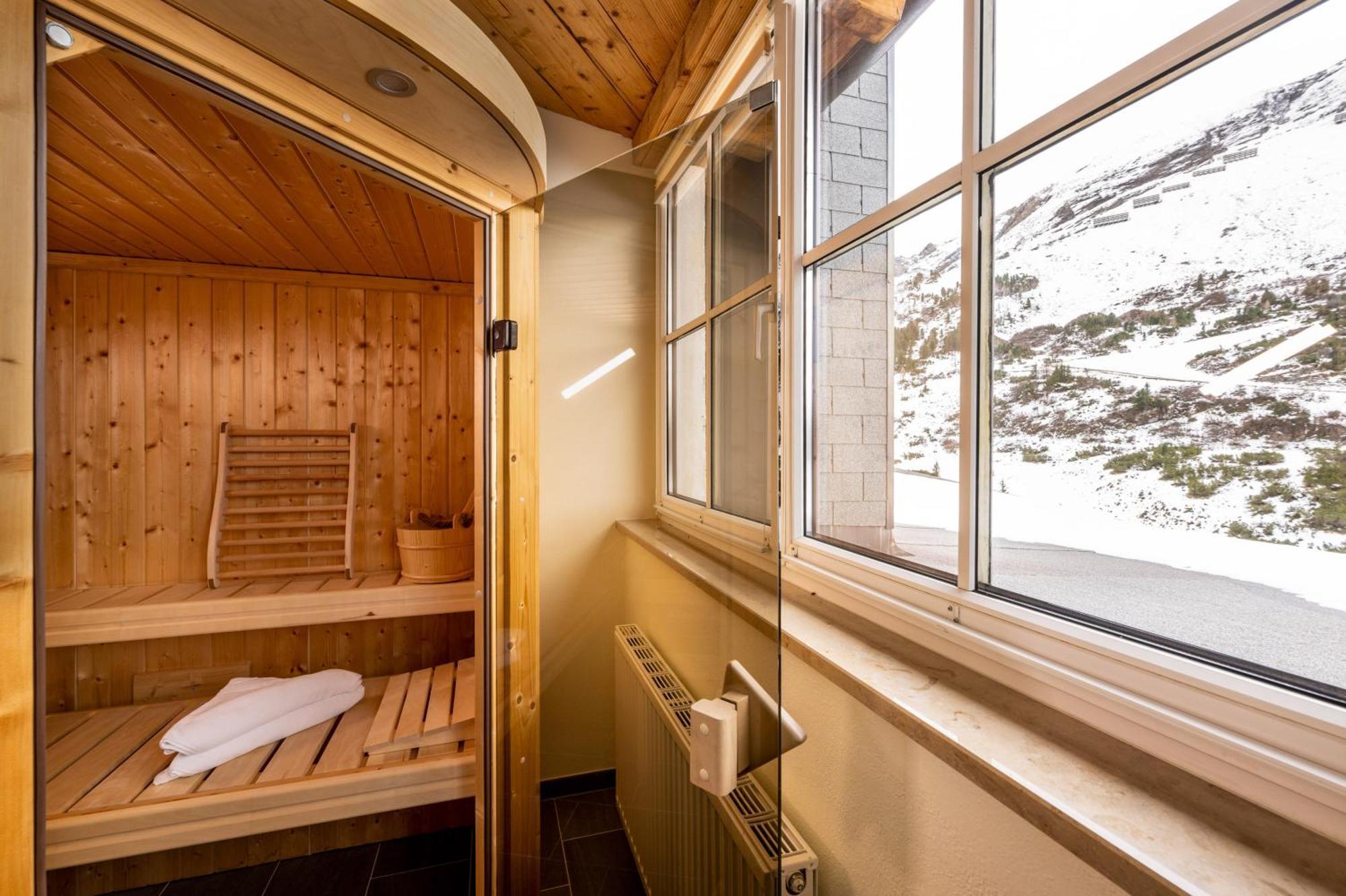 Alphatauern Health Resort - Adults Only 15 Plus Obertauern Bagian luar foto